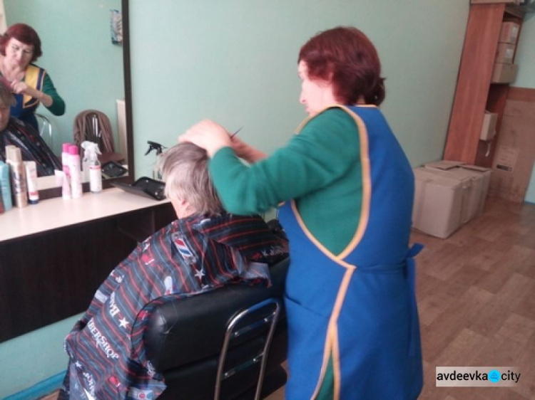 Почти 300 человек воспользовались услугами терцентра соцобслуживания в Авдеевке