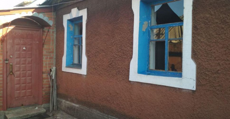 В Авдеевке увеличилось количество пострадавших от обстрела домов: полиция сообщила подробности (ФОТО)