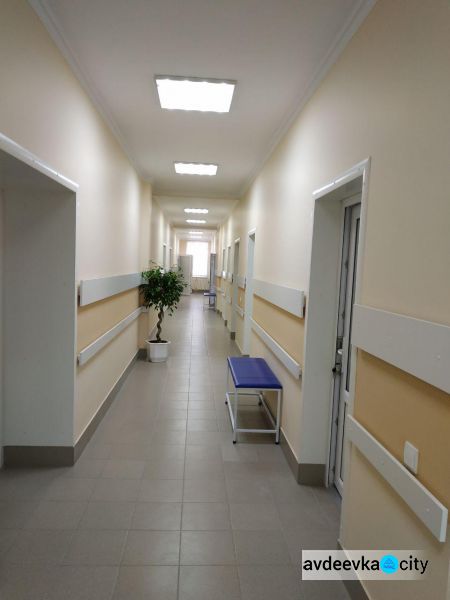 Губернатор Донецкой области оценил помощь АКХЗ в развитие Авдеевки (ФОТОРЕПОРТАЖ)