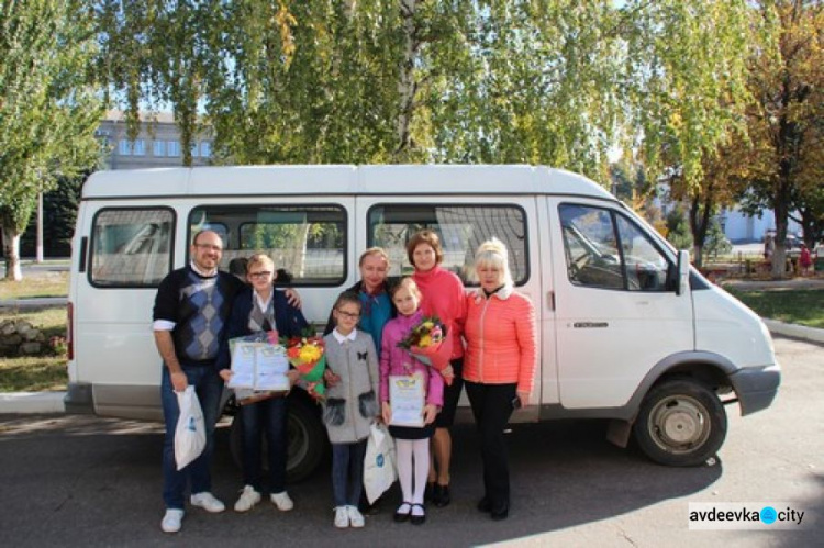 Многодетные семьи Авдеевки показали таланты на областном фестивале (ФОТО)