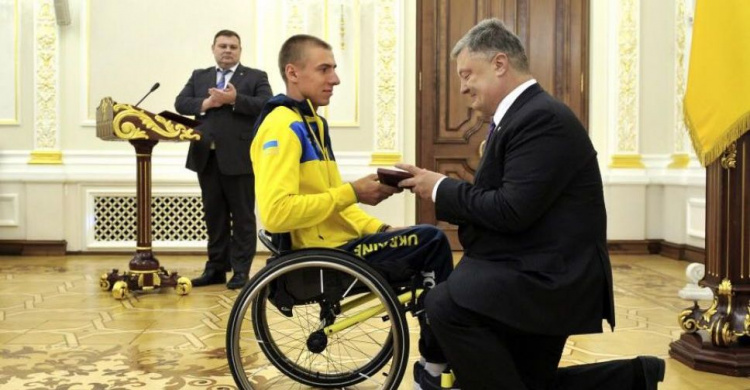 Порошенко запретил слово «инвалид»