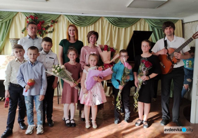В Авдіївській музичній школі відбувся концерт «Разом веселіше»