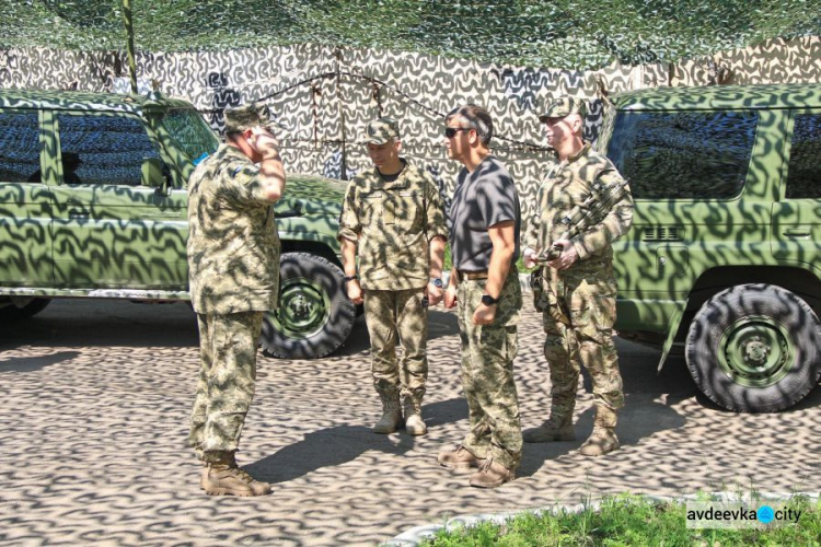 На позициях у Авдеевки побывали представители СНБО (ФОТО + ВИДЕО)