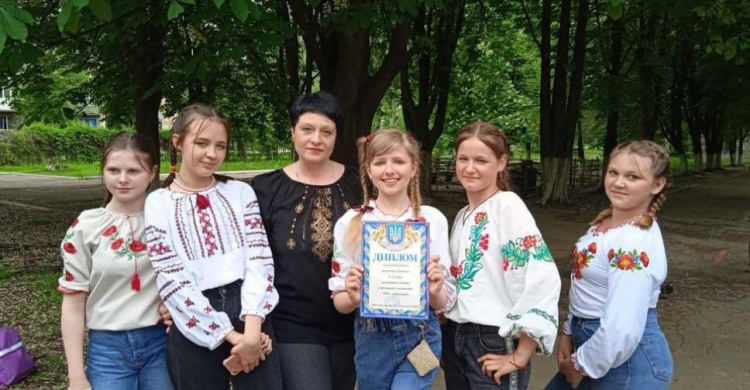 В Авдіївській ЗШ №7 пройшов щорічний фестиваль дитячої та юнацької творчості