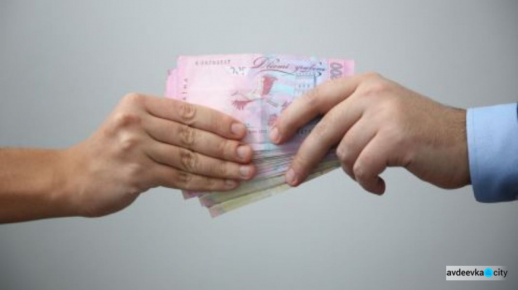 Закон о выплатах ФОПам вступил в силу: кто получит и куда обращаться авдеевцам
