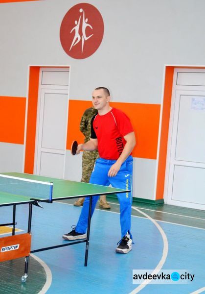 В Авдеевке давал уроки жизни чемпион: фоторепортаж