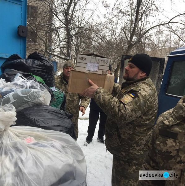 Дети из Ровно собрали подарки детям Авдеевки