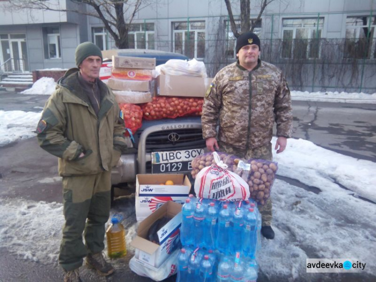 Воины и дети получили помощь от Cimic Avdeevka (ФОТО)