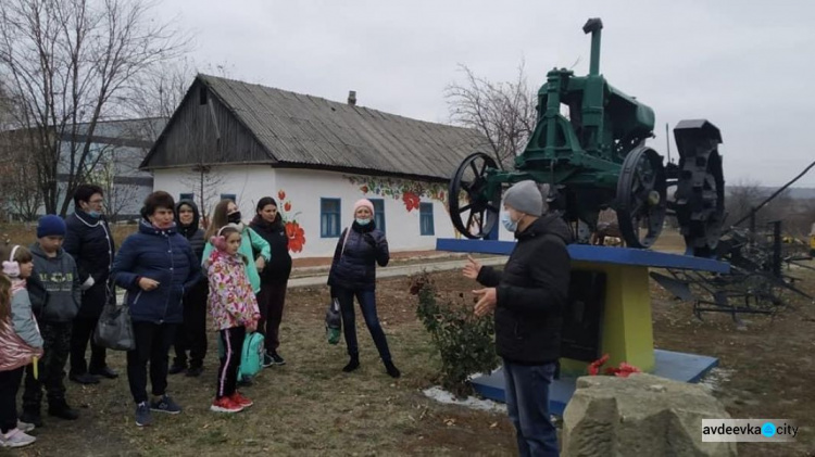Педколектив авдіївської загальноосвітньої школи №7 долучився до акціі у рамках програми "Екологічними стежками Украіни"
