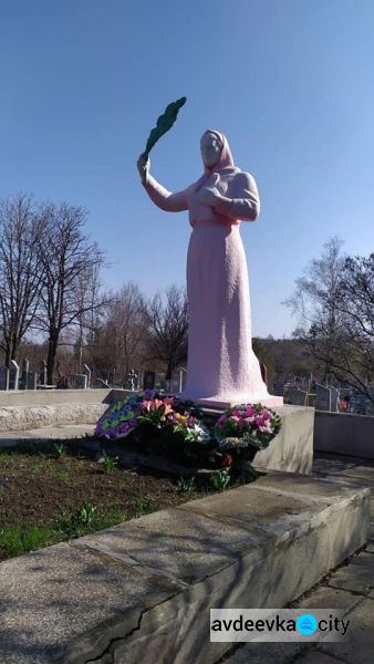 В Авдіївці обстежили стан пам‘ятників