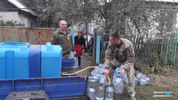Авдеевские "симики"  не оставили без помощи ни военных, ни жителей прифронтовых районов (ФОТО)