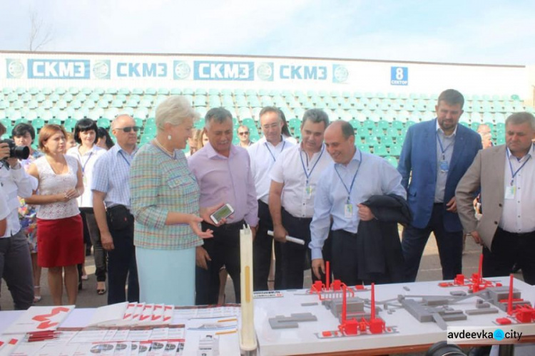 Несмотря на обстрелы: авдеевские коксохимики заботятся об экологии (ФОТО)