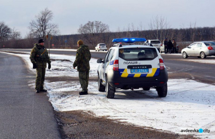 Полиция придет на помощь водителям во время снегопада на Донетчине (ФОТО)