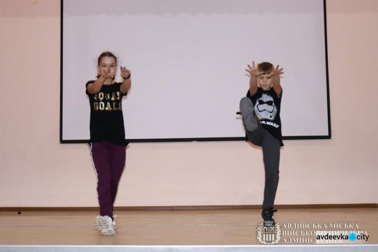Авдіївські школярі продемонстрували свої зіркові таланти на творчому конкурсі