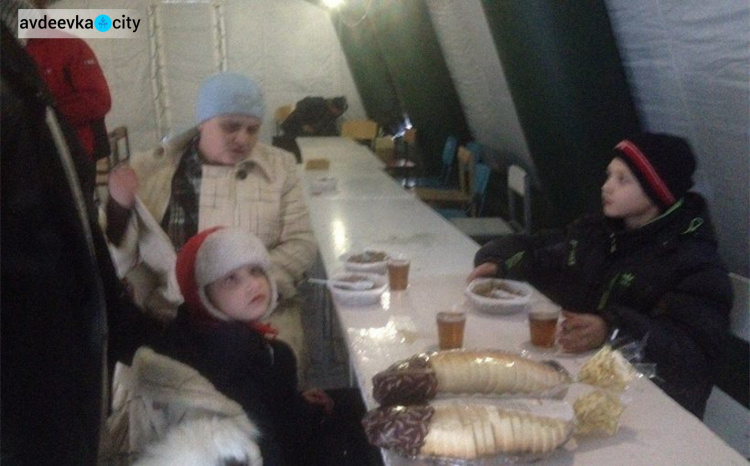Психологи Гвардейска оказывают помощь жителям Авдеевки