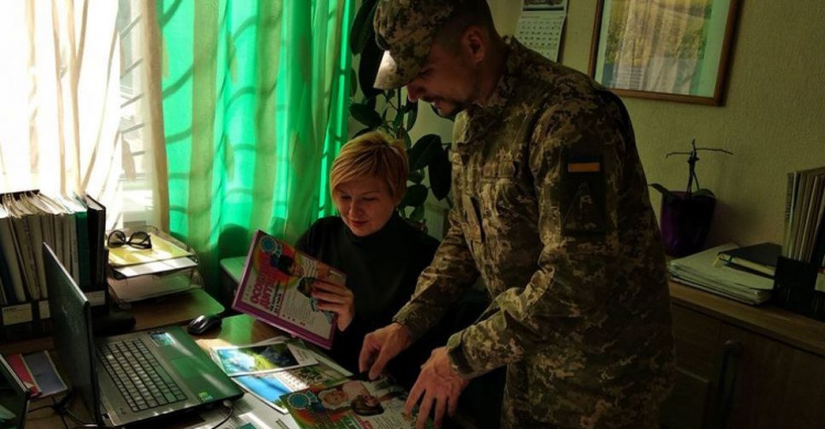 Авдеевские "симики" привезли теплые вещи военным, детские книги и прессу – мирным жителям  (ФОТО)