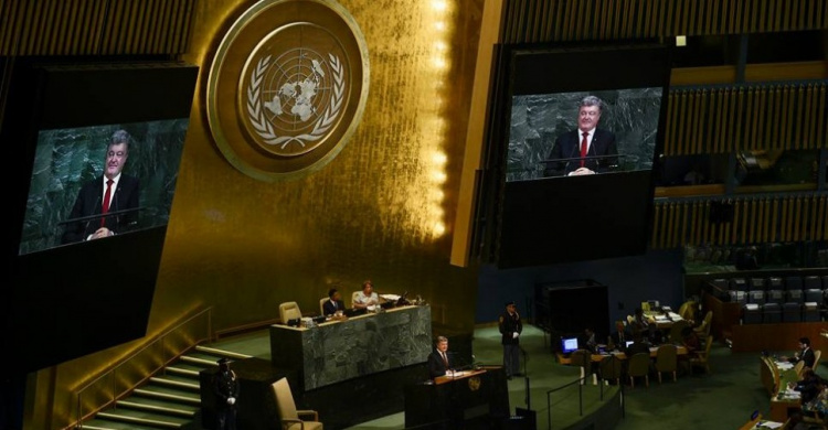 Крым, Донбасс и российская угроза: ТОП-15 «ударов» от Порошенко
