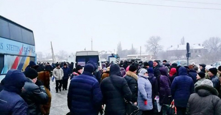 Более миллиона человек пересекли донбасскую линию разграничения