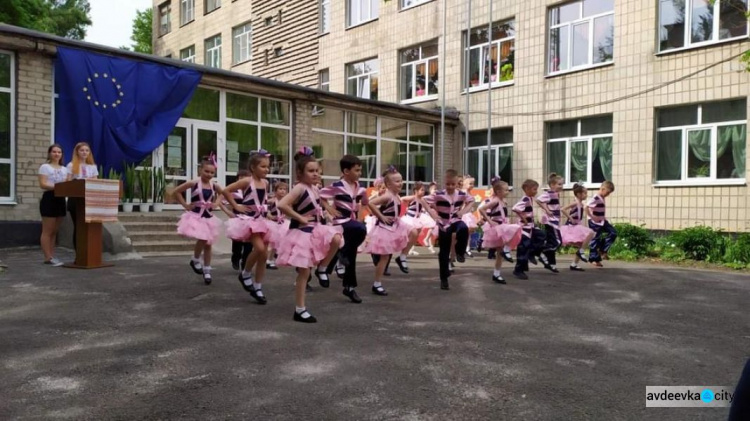 В Авдіївській ЗШ №7 пройшов щорічний фестиваль дитячої та юнацької творчості