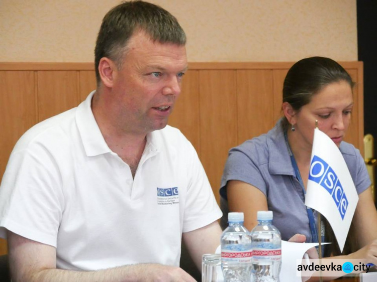 Глава Донетчины рассказал зампредседателя СММ ОБСЕ об обстрелах и опасной экологической  ситуации