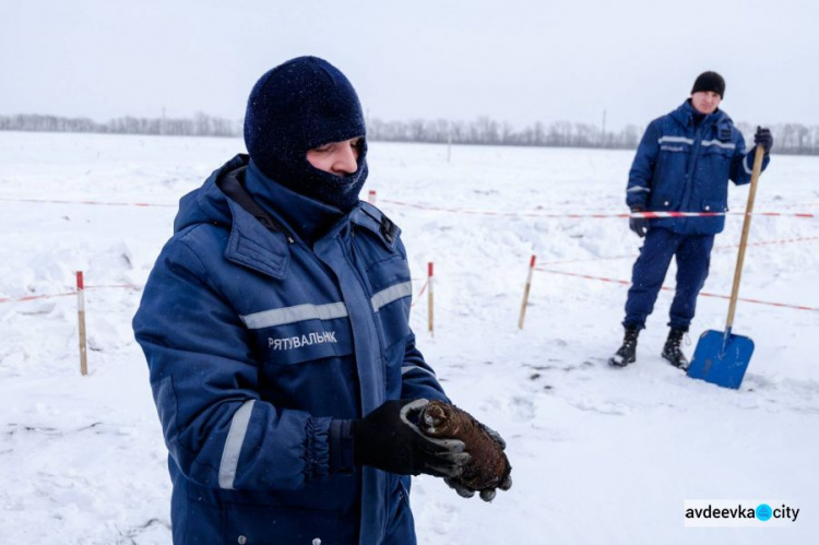 Жебривский рассказал о вагонах «прикопанных» снарядов (ФОТО)