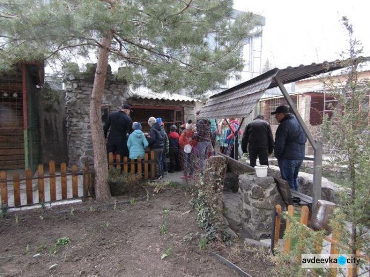 Школьники побывали в гостях у авдеевских спасателей (ФОТОФАКТ)
