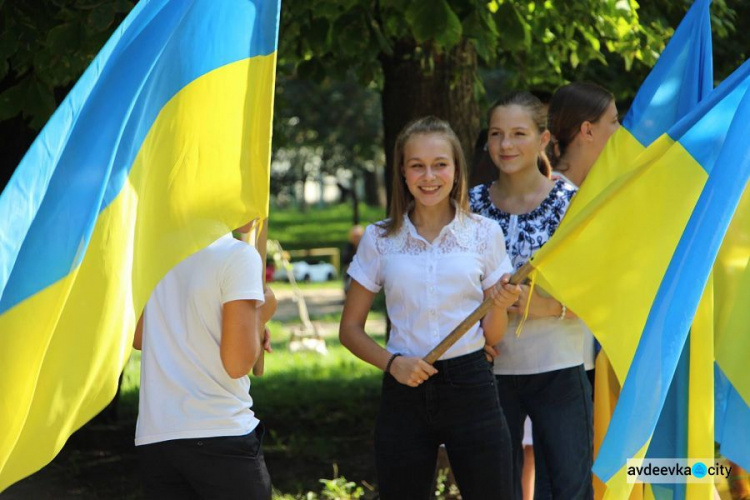 Авдеевка отпраздновала освобождение: фоторепортаж