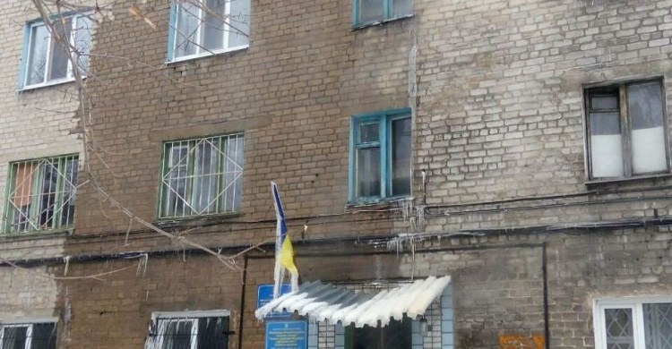В Авдеевке авария: горячий водопад залил 4-х этажное здание (ФОТОФАКТ)