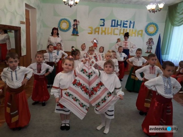 В детсадах Авдеевки говорили о козачестве (ФОТО)