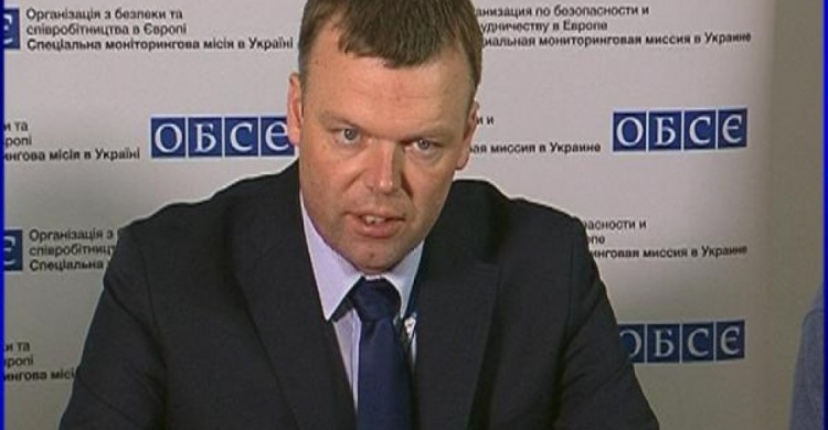 Ответный огонь на Донбассе запрещен Минскими соглашениями, - Хуг