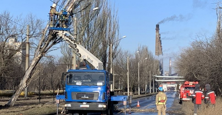 Заводчане АКХЗ и спасатели ГСЧС устраняют последствия непогоды