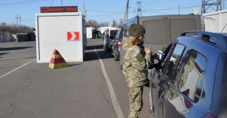 В КПВВ Донетчины проезда ожидают 270 единиц транспорта, - Госпогранслужба