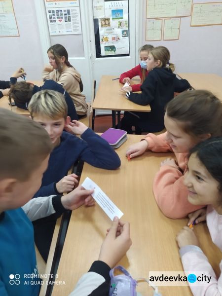 Авдеевских школьников учили противодействовать насилию и не допускать буллинг в коллективе
