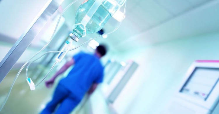 Фонд Вадима Новинского выделит 4,3 млн грн семьям медиков, умерших от коронавируса