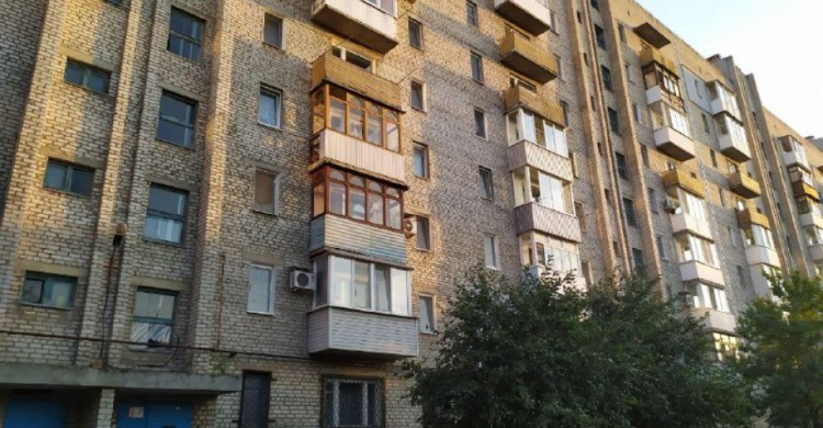 "Преобразим Авдеевку вместе!": жители девятиэтажки улучшили санитарное состояние дома (ФОТО иВИДЕО)