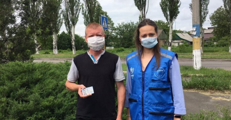 Жителю села Первомайское оказали помощь в получении паспорта