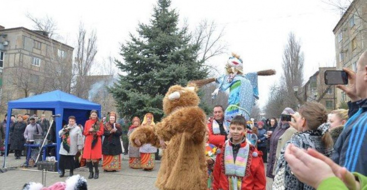 В Авдеевке война праздникам не помеха