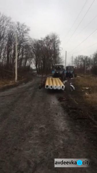 Сани, трубы, снег и грязь: фоторепортаж о битве за газ для Авдеевки