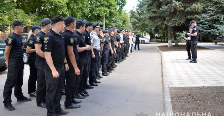 Улицы Донетчины взяли под усиленный контроль
