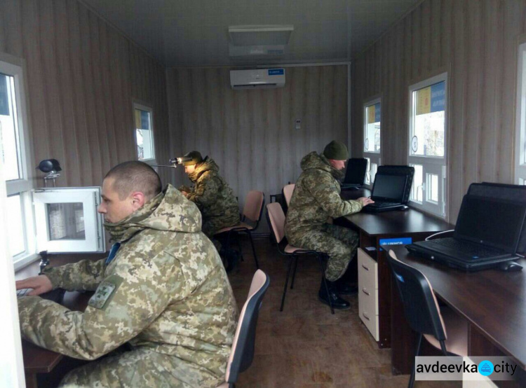 КПВВ «Новотроицкое» оснастили  комфортными модулями (ФОТО)