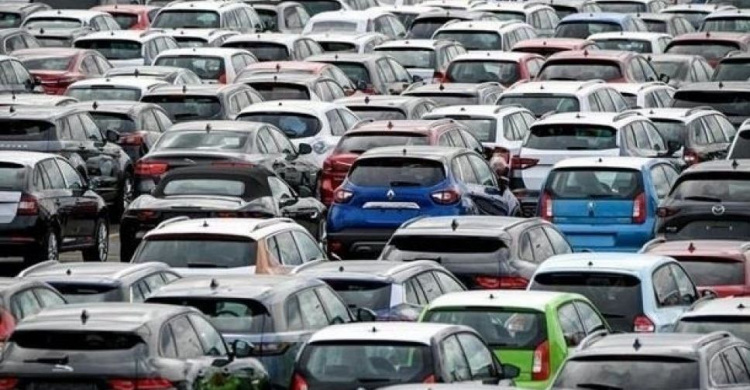 В Украине выросли продажи новых легковых автомобилей