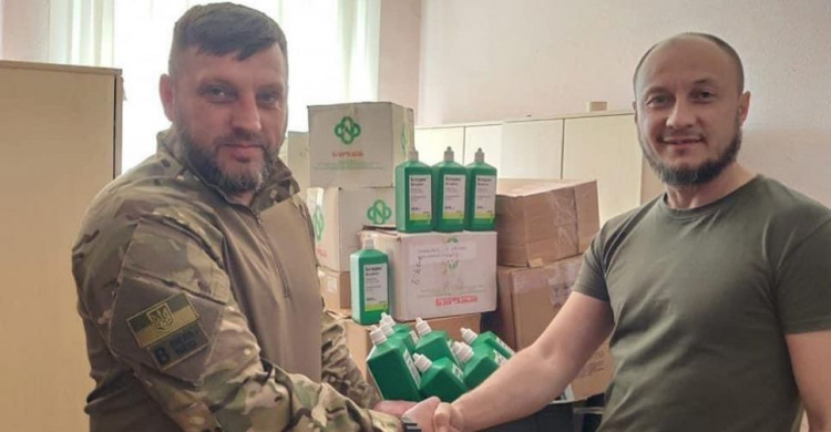 «Укрпошта» передала до Авдіївки медичні засоби