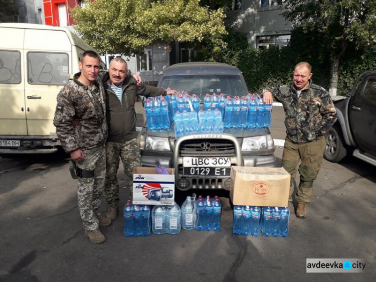 Авдеевские "симики"  не оставили без помощи ни военных, ни жителей прифронтовых районов (ФОТО)