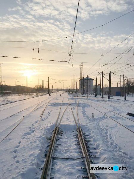 Непогода не повлияла на движение поездов в Донецкой области: все работает как часы
