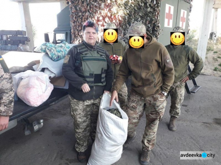 Авдеевские "симики"  не оставили без помощи ни военных, ни жителей прифронтовых районов (ФОТО)