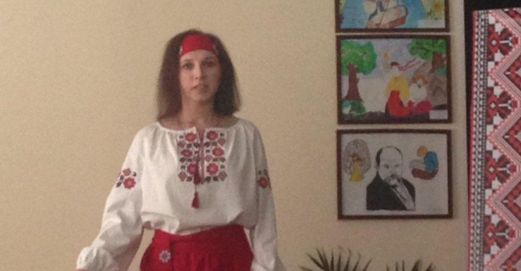 В Авдеевке читали стихи Тараса Шевченко (ФОТО)