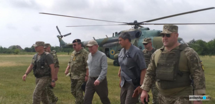 Кучма о ситуации на Донбассе: Украина пойдет к миру, не теряя ни одного из своих национальных интересов (ФОТО)