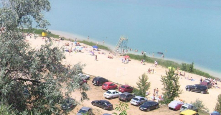 Купание в авдеевском карьере под запретом