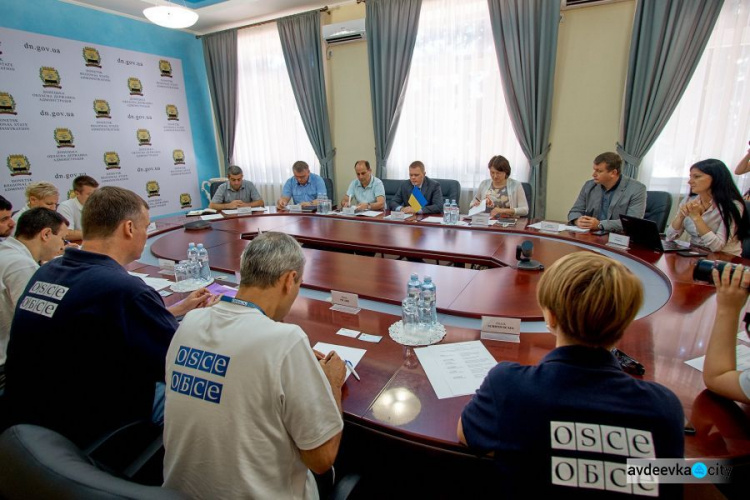 Куц рекомендовал Хугу быть настойчивее в общении с оккупантами Донбасса