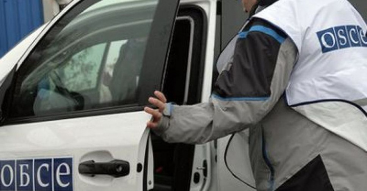 Патрулируя Авдеевку, наблюдатели слышали десятки взрывов